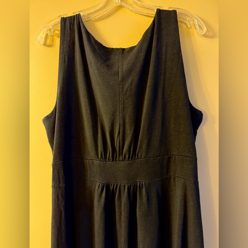 Lands' End Classic Fit and Flare Black Midi Dress - Picture 4 of 5